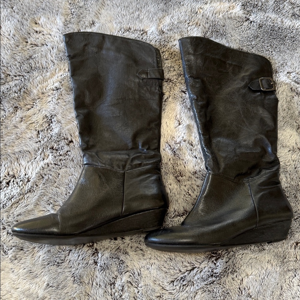 Women’s 8 1/2 Black‎ Slouchy Mid-Calf Boot Back Buckle Wedge Heel Leather Upper - Picture 7 of 13